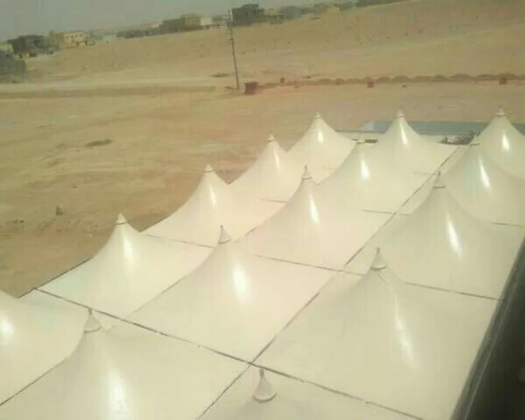 مظلات هرمية ومظلات مخروطية حي الجنادرية 