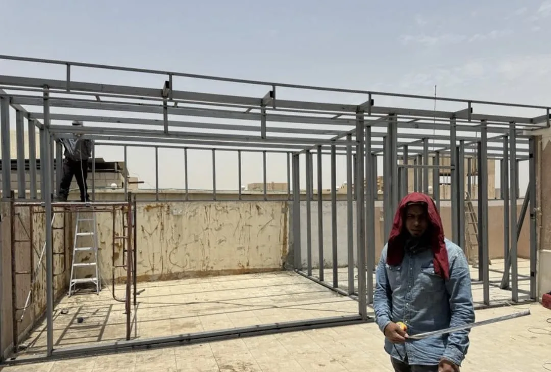 مقاول متخصص في بناء ملاحق ساندوتش بانل في حي الدرعية
