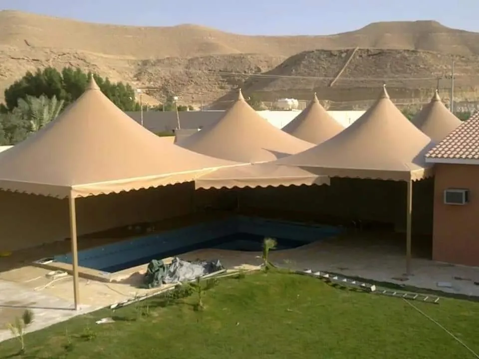 تركيب مظلات هرميه في حي العليا بالرياض وشمال الرياض