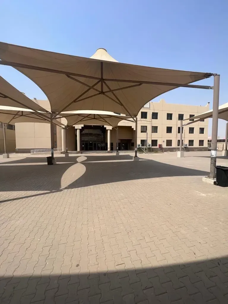 مظلات مدارس حي الملقا بالرياض خصم 10%