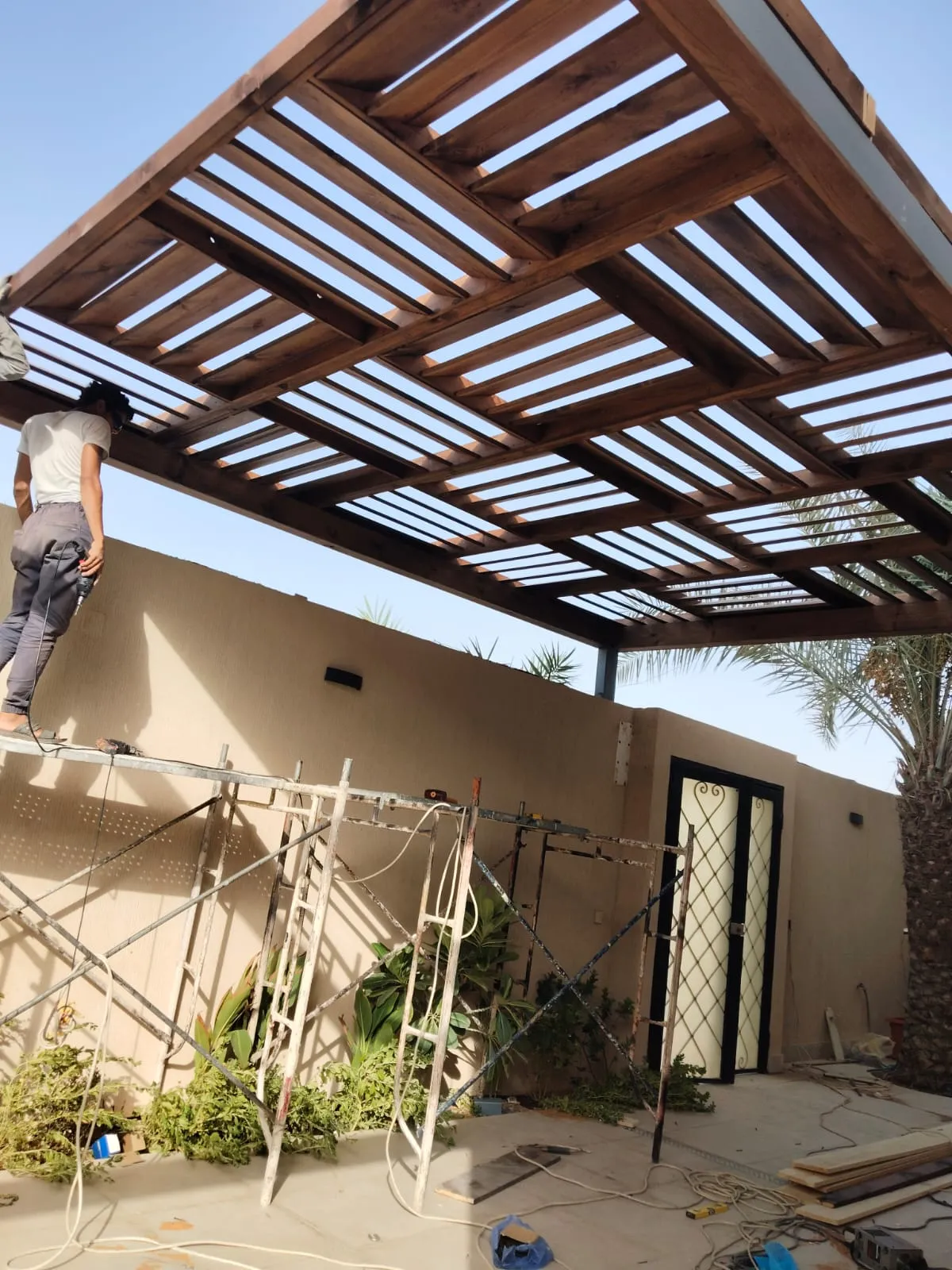 مظلات مداخل حي الملز بالرياض خصم 10%