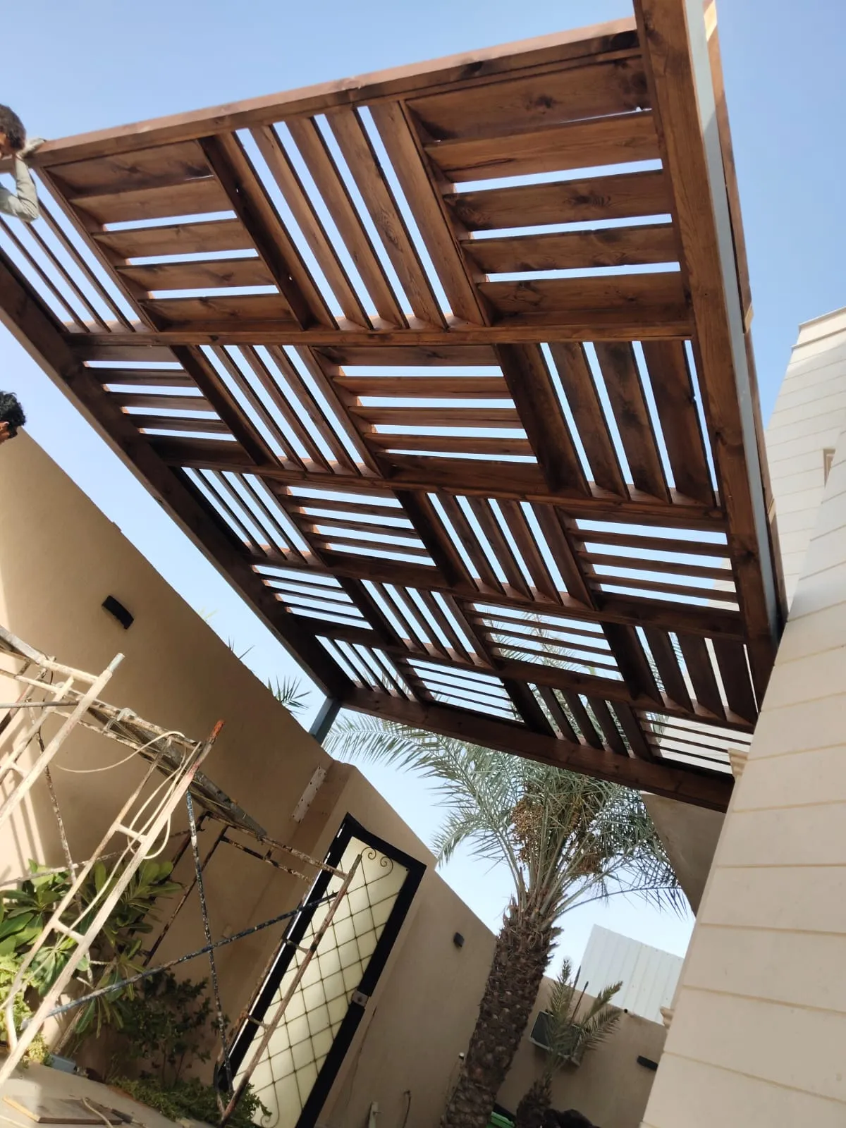 مظلات مداخل حي الملز بالرياض خصم 10%