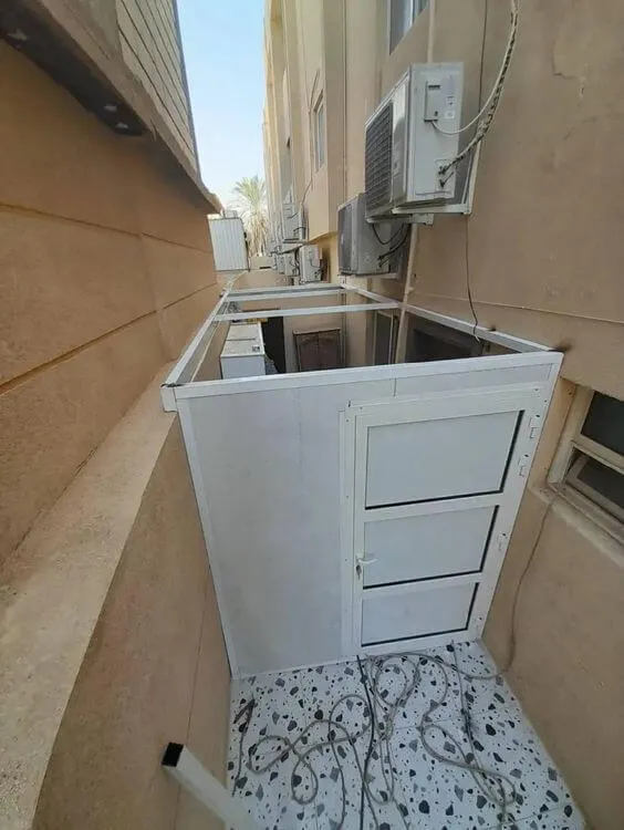 مقاول تركيب غرف سندوتش بانل حي النخيل بالرياض 