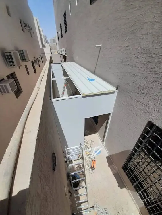 مقاول تركيب غرف سندوتش بانل حي النخيل بالرياض 