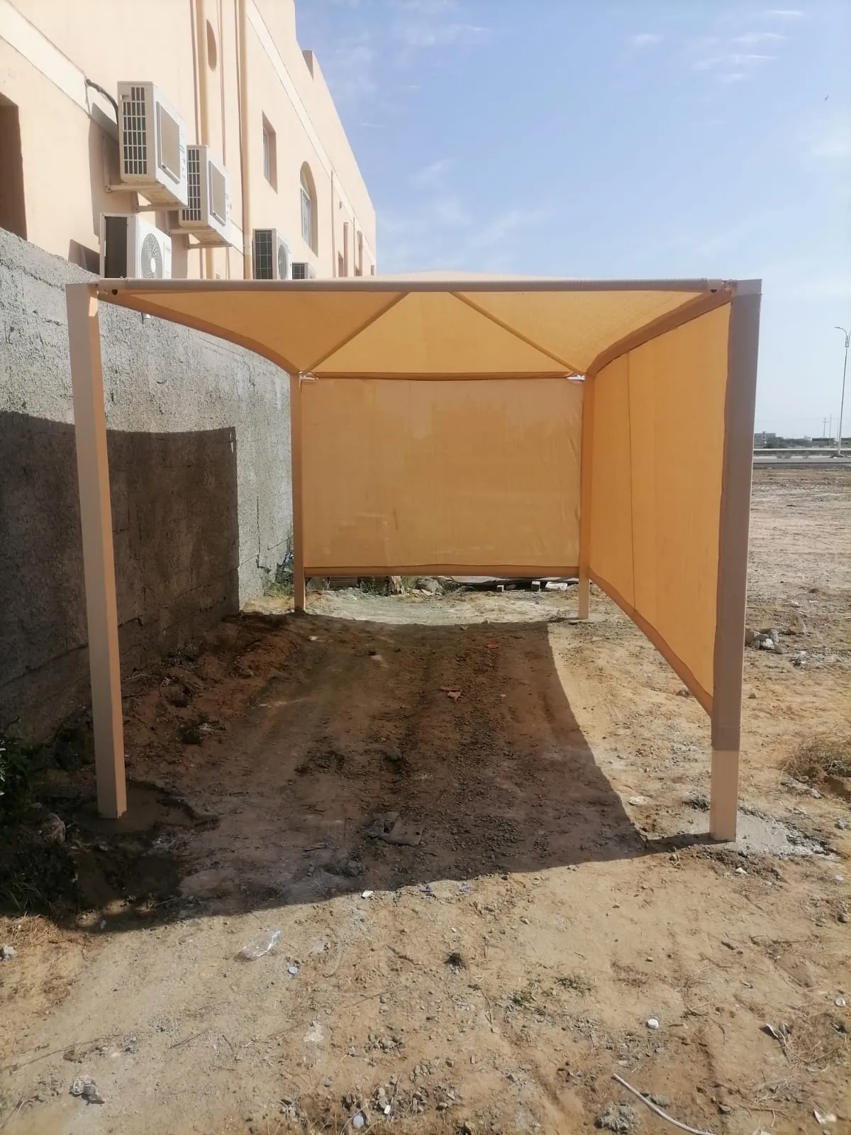 تركيب مظلات متنوعة حي الروضة بالرياض 