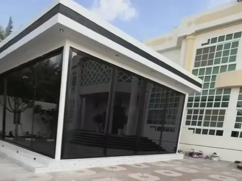تركيب بيوت شعر زجاجية ومجالس حي النرجس والياسمين 