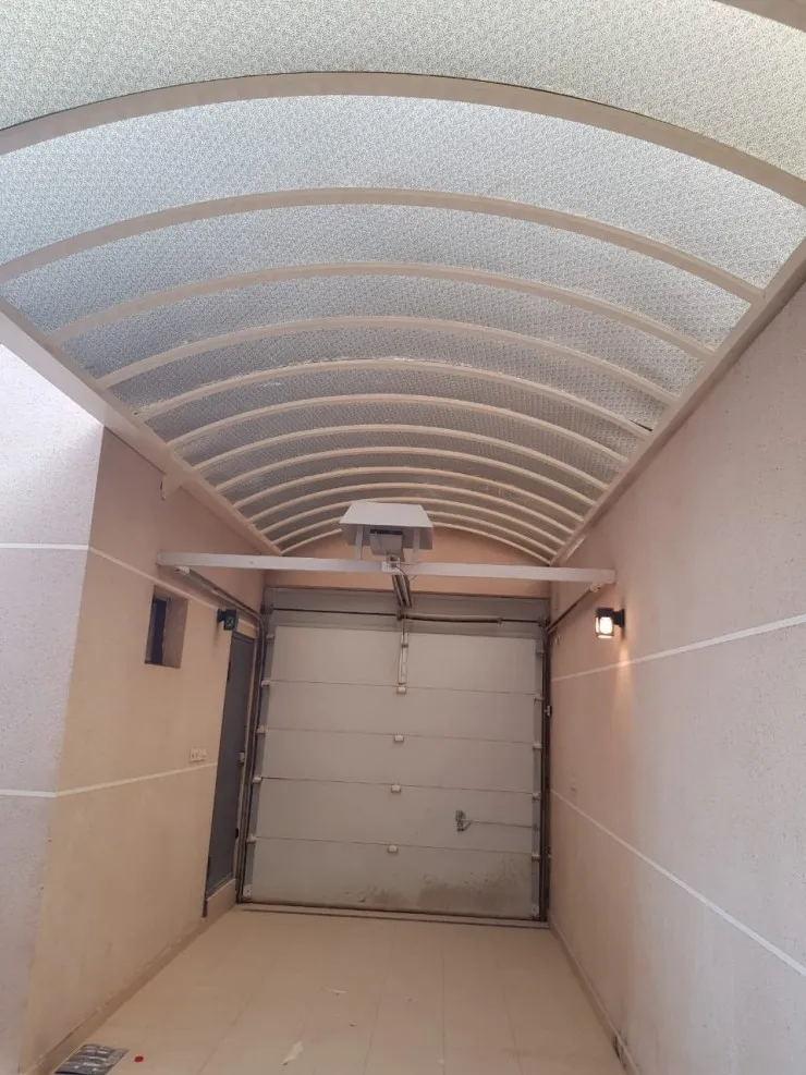 مظلات مداخل الفلل والمنازل حي العارض بالرياض