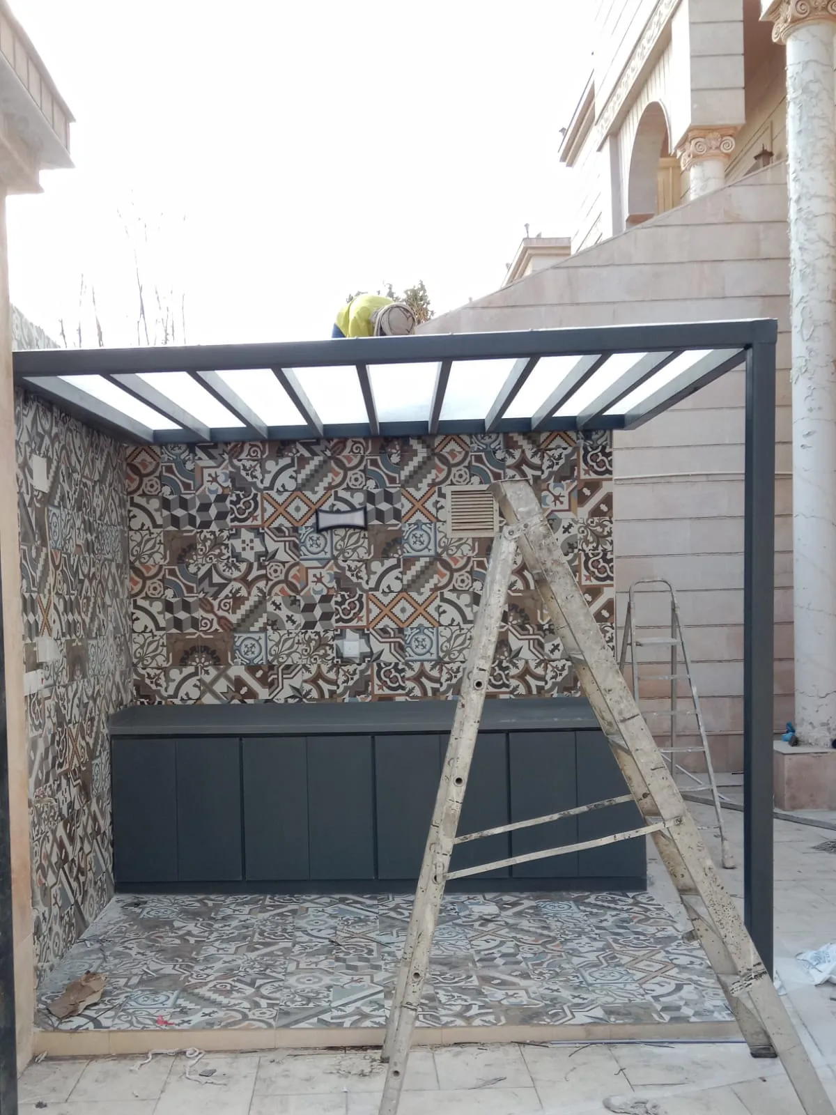 مظلات جلسات خارجية وبرجولات حي القويعية 