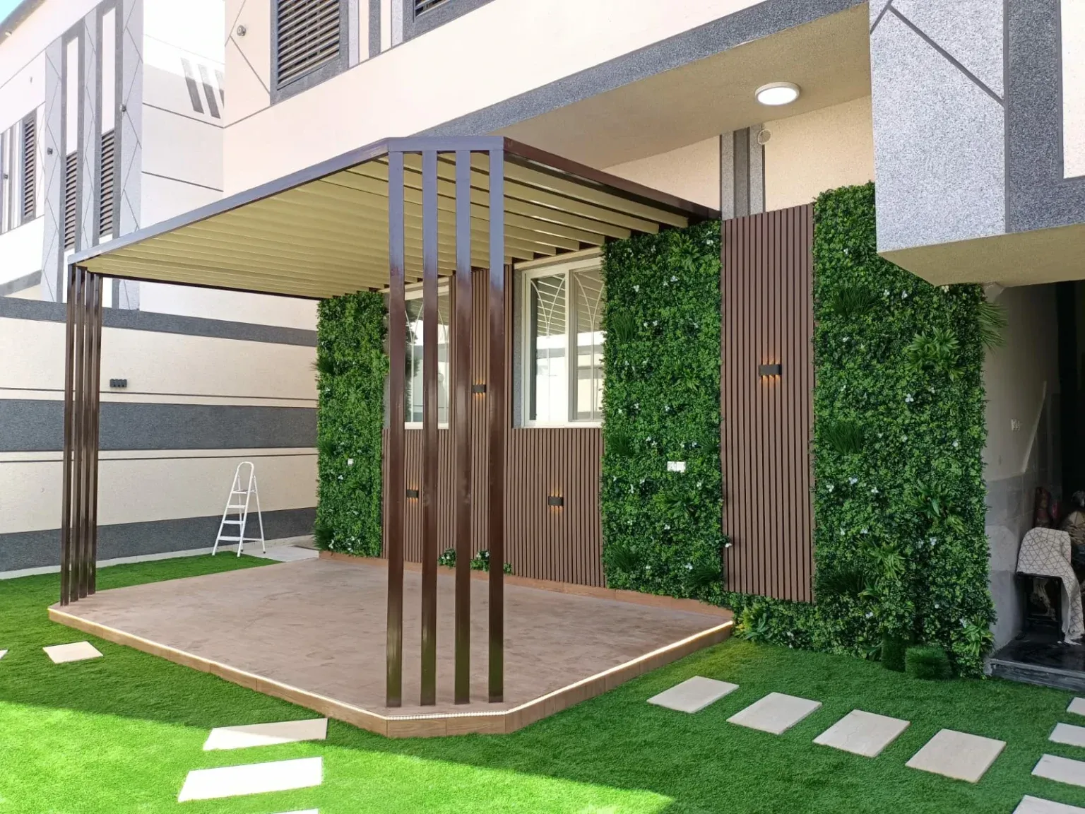 جلسات وشلالات حدائق لمنازل وفلل حي التخصصي بالرياض 