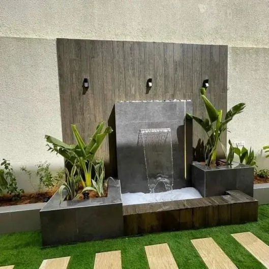 جلسات وشلالات حدائق لمنازل وفلل حي التخصصي بالرياض 