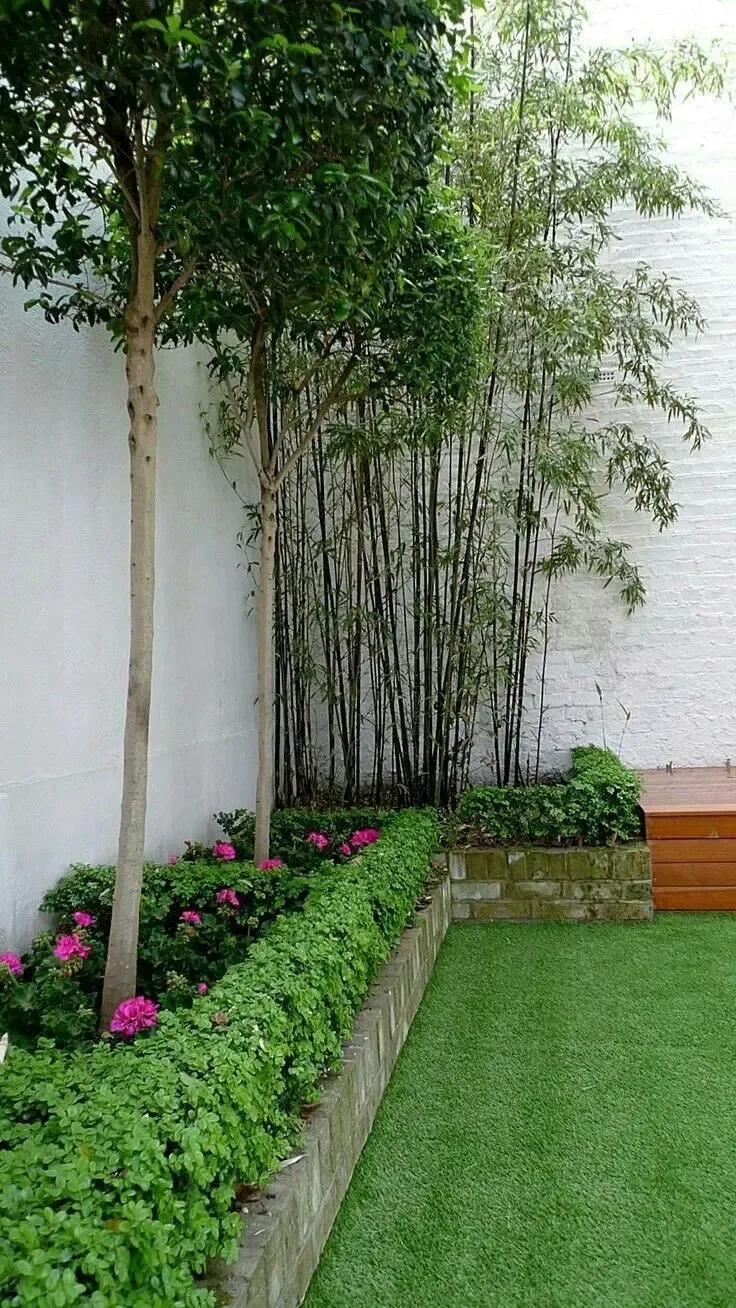 تركيب عشب صناعي لتنسيق حدائق حي التخصصي بالرياض 