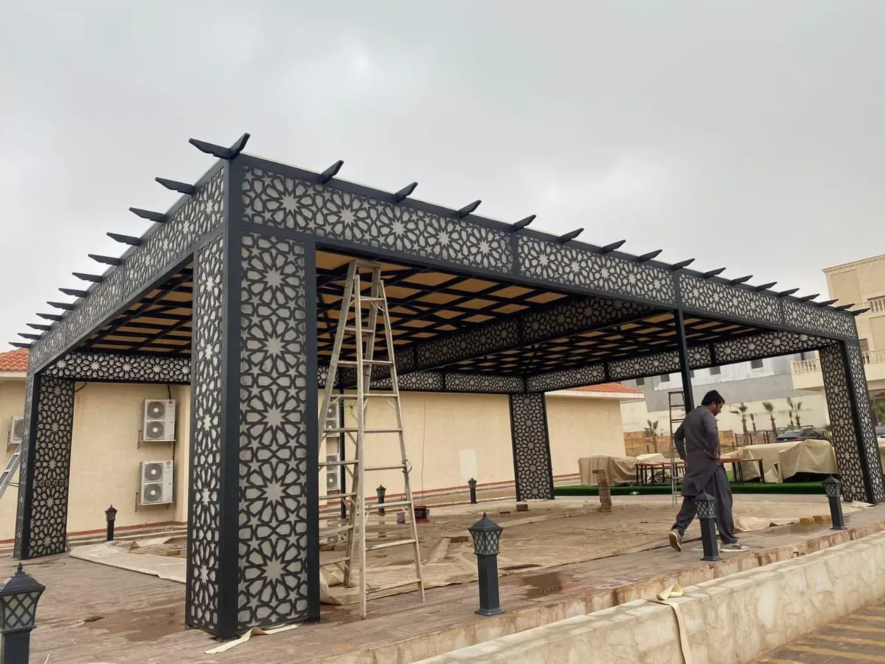 أحدث صيحات البرجولات والمظلات لعام 2026في الرياض