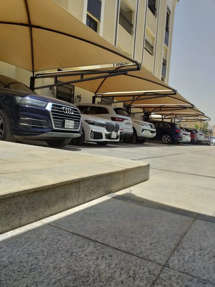 افضل تركيب مجالس زجاجية جاهزة ومظلات سيارات حي النخيل 