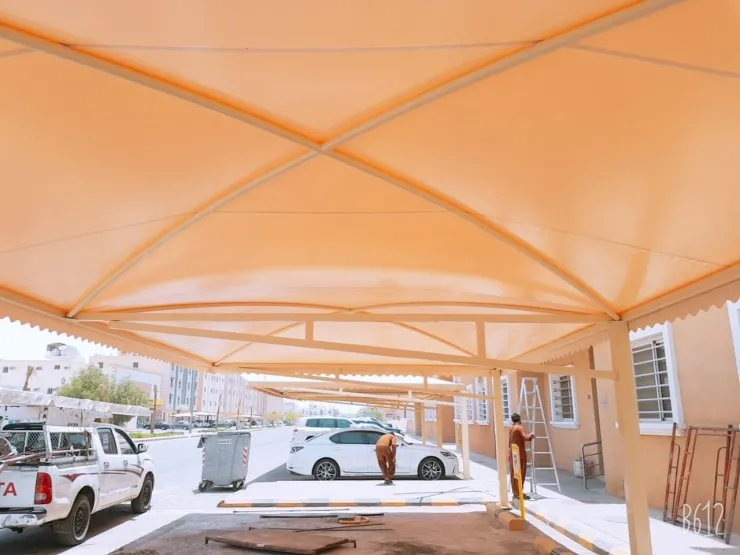 مظلات سحب يدوي ومظلات خزانات بالرياض :حلول تظليل عملية 