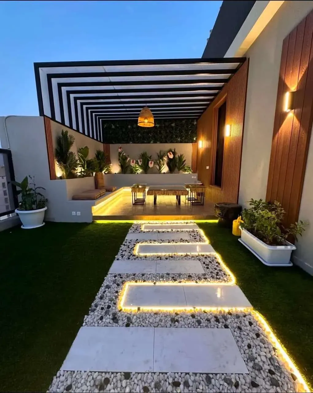 تكلفة تركيب برجولة أحواش بمساحة 20متر تقريبا حي الخليج 