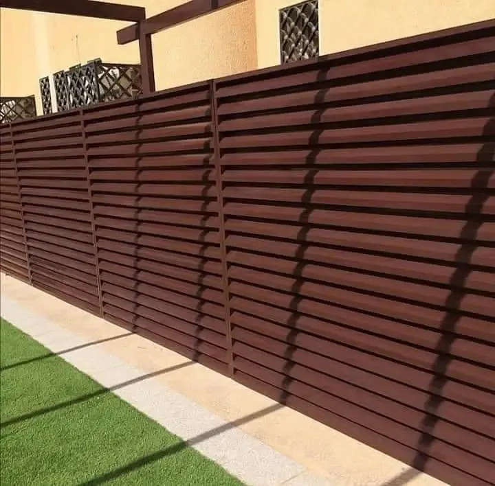 سواتر بديل الخشب: جمال الخشب ومتانة المستقبل حي النخيل