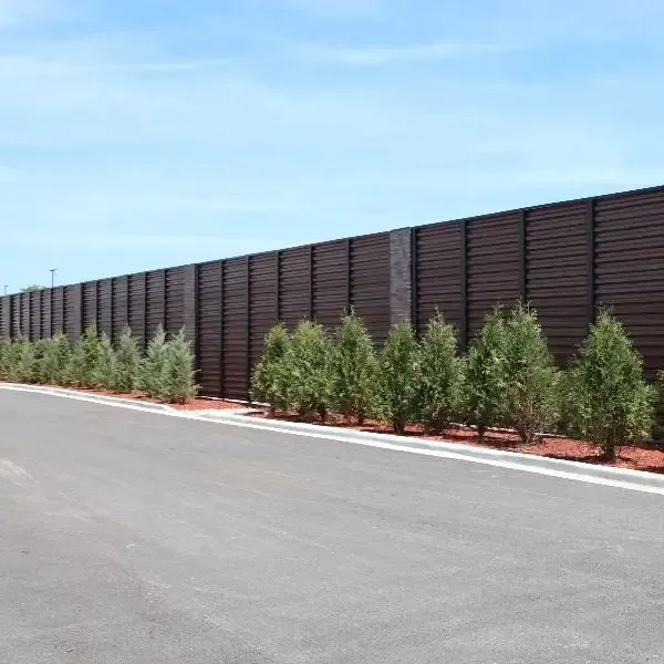 سواتر بديل الخشب: جمال الخشب ومتانة المستقبل حي النخيل