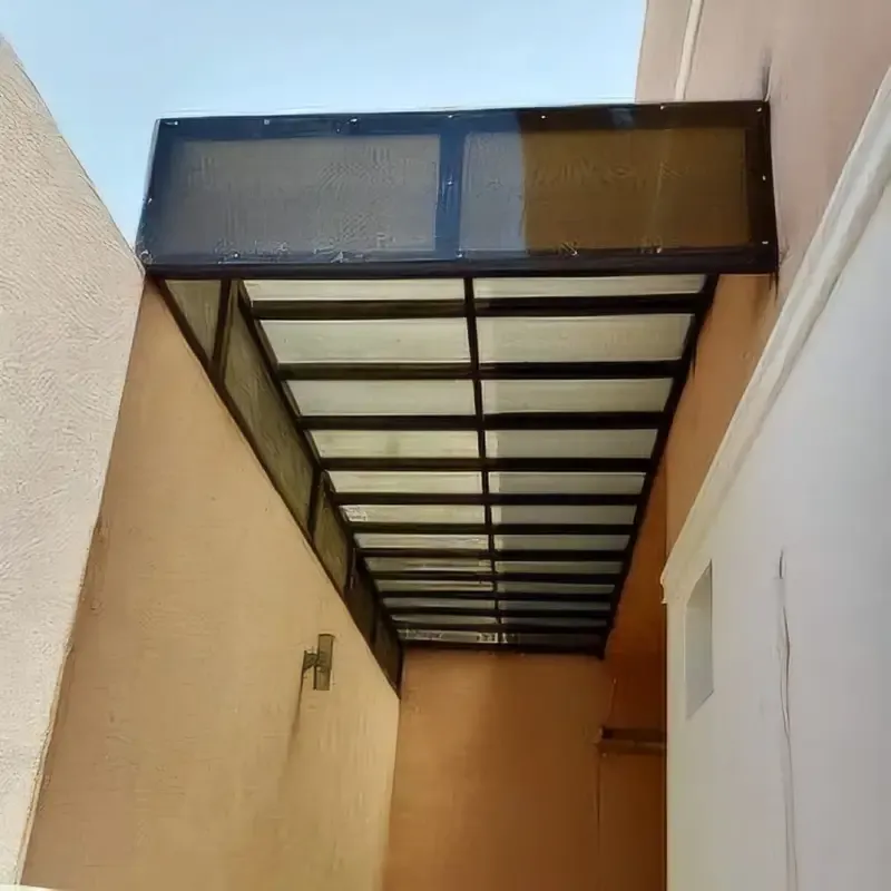 محداد مظلات جلسات خارجية وبرجولات حي التخصصي بالرياض