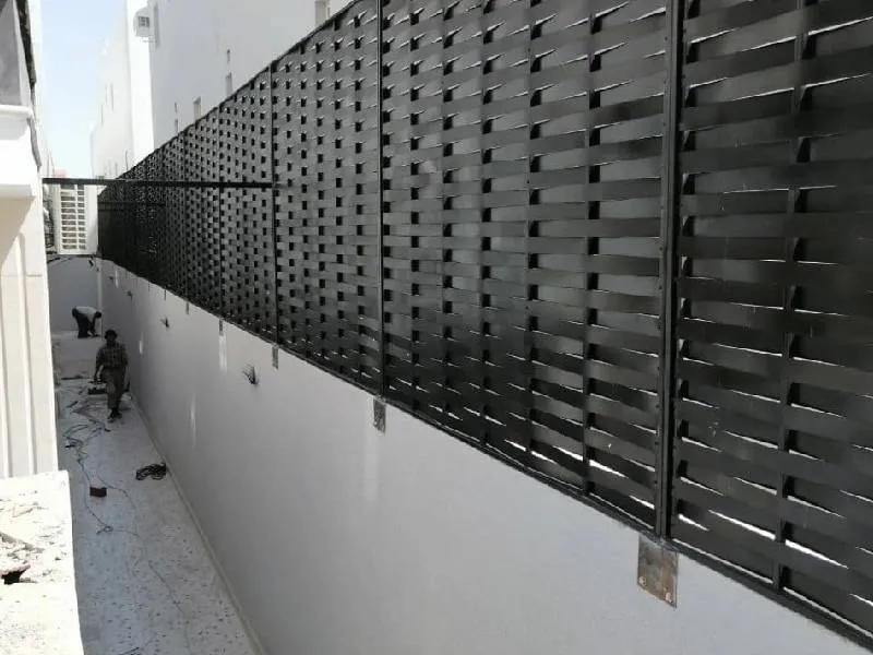 تركيب سواتر لأحواش الفلل والمنازل والاستراحات حي المروج