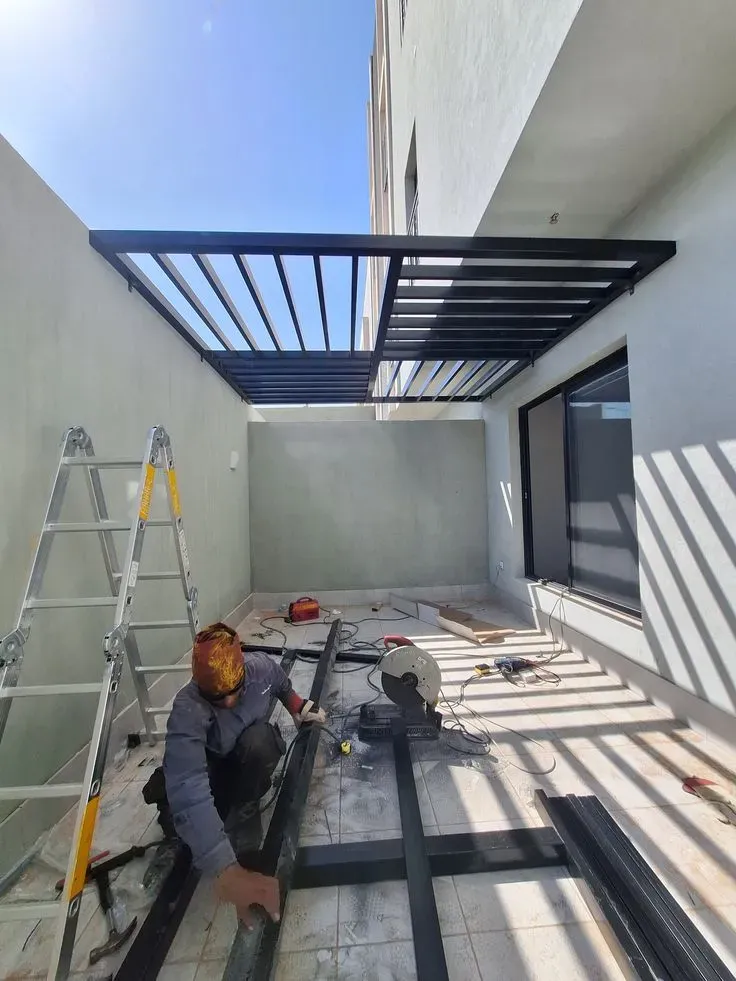 برجولات ديكور للمداخل حي المربع – تضيف ظلال أنيقة وبصمة فنية