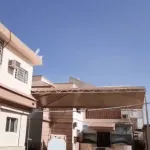 مظلات تغطية ساحات المدارس في حي الديرة وسط الرياض 