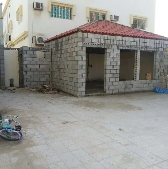 ملاحق ومجالس البناء الحديث ومجالس ملكيه حي الديرة 