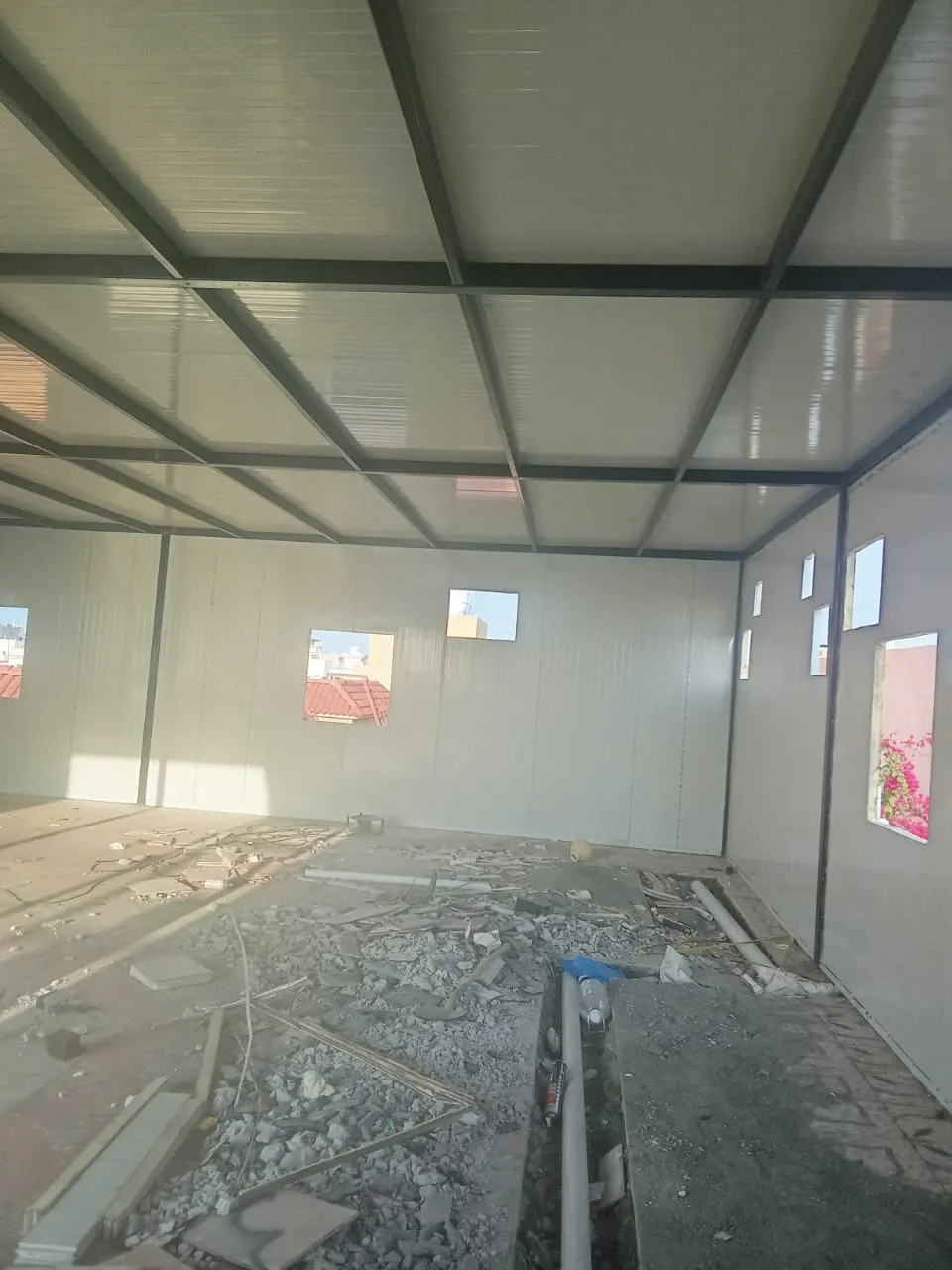 اقرب محل ساندوتش بانل متخصص في حي الملقا 