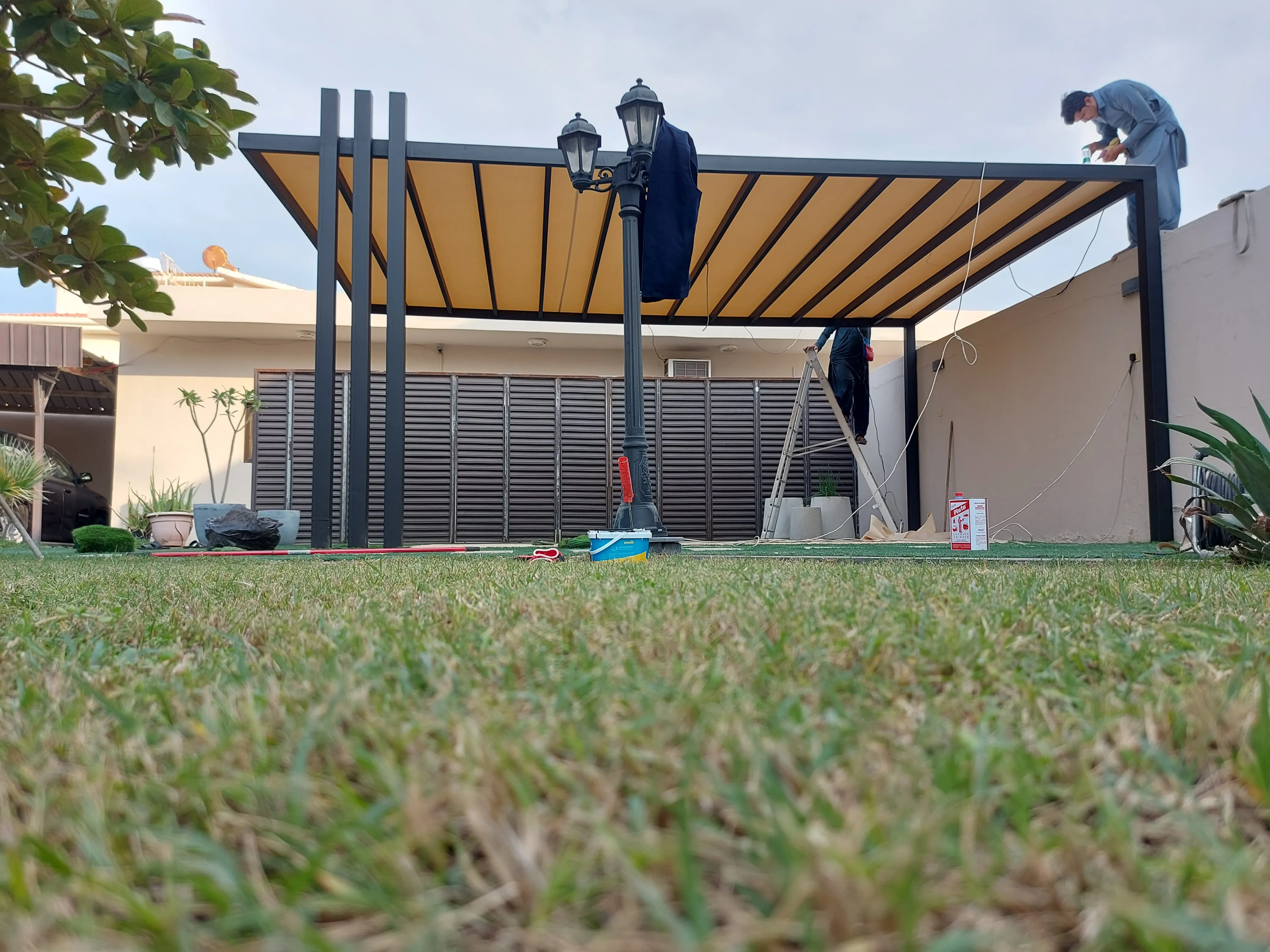 اقرب محل حداده تركيب المظلات وسواتر في حي الملك فيصل 