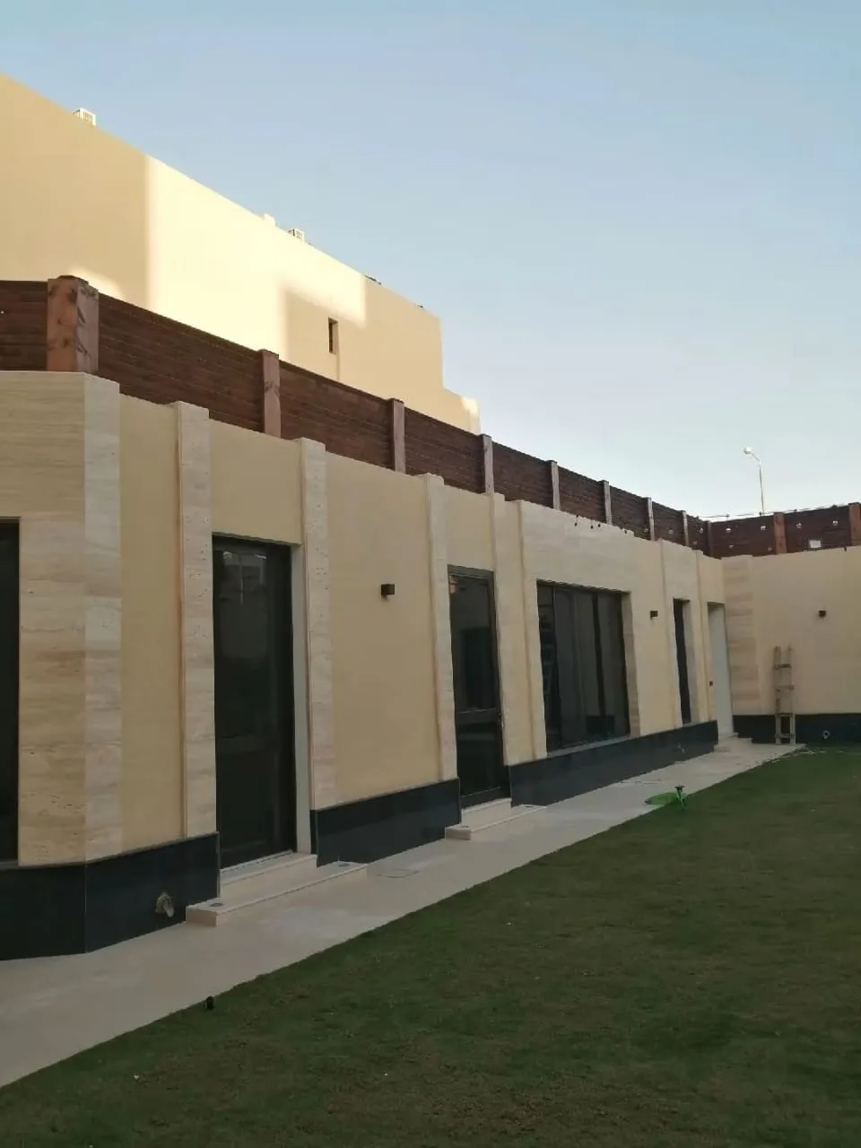 سواتر المنازل والفلل حي المصيف:للأنواع، الأسعار، وأحدث سواتر 