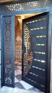 حداد منتقل في تركيب أبواب وشبابيك ونوافذحي العارض جودة عالية