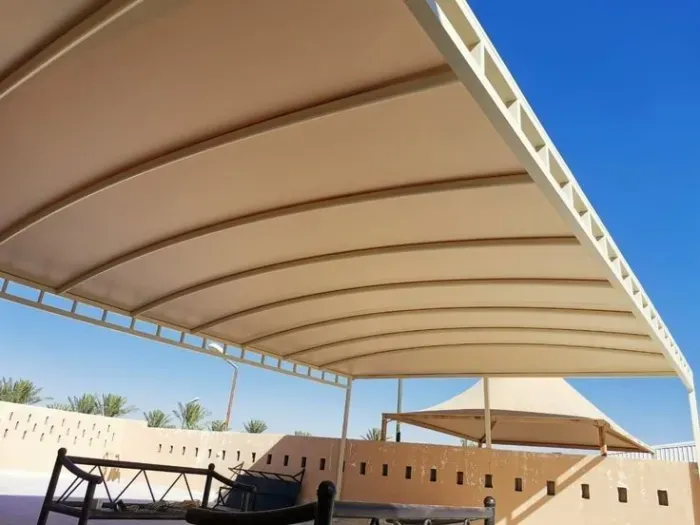 تركيب مظلات مداخل للمدارس والمنازل في حي لبن: حماية، فخامة