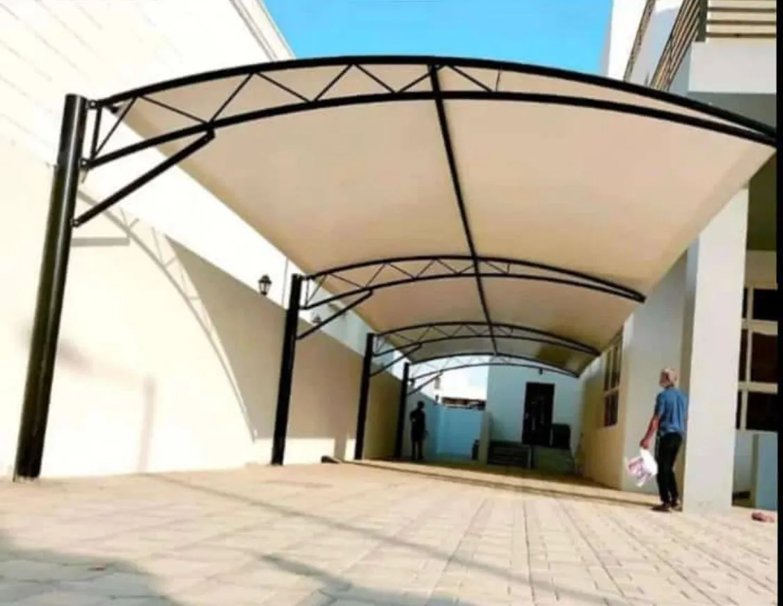 تركيب مظلات مداخل للمدارس والمنازل في حي لبن: حماية، فخامة