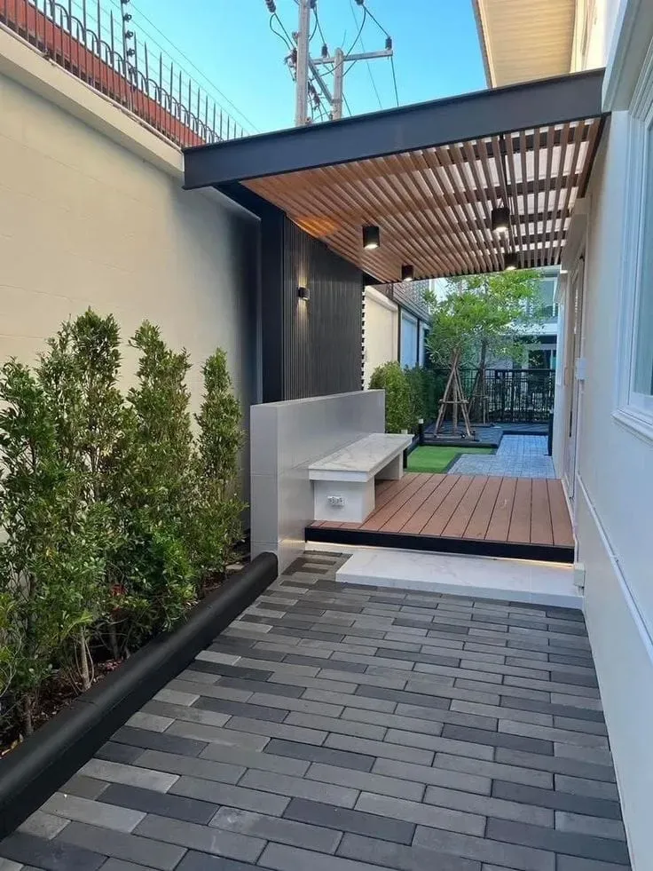 حداد مظلات مداخل فلل في حي اشبيليا والعارض: تصاميم مودرن 