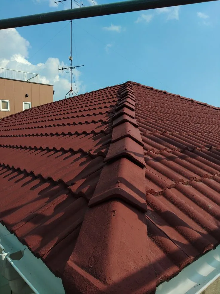 دليل تركيب قرميد الأسطح حي الصحافة والبن: الأنواع، الخطوات