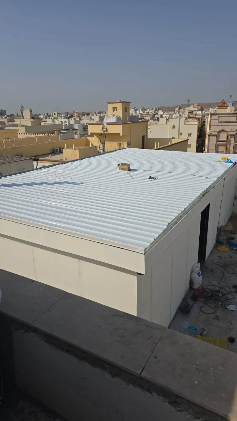 تركيب ساندوتش بنل للملاحق حي الغدير والواحه:التكلفة، الخطوات