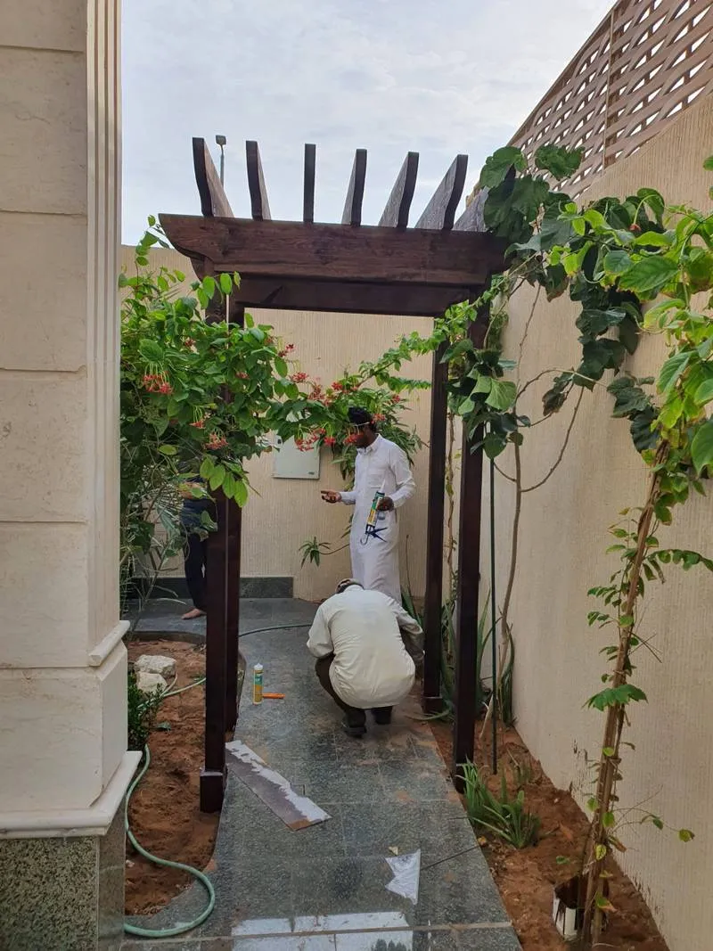 حداد مظلات وسواترحي لبن:اختيار أفضل الأنواع وأحدث التصاميم 