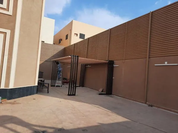 حداد مظلات وسواترحي لبن:اختيار أفضل الأنواع وأحدث التصاميم 