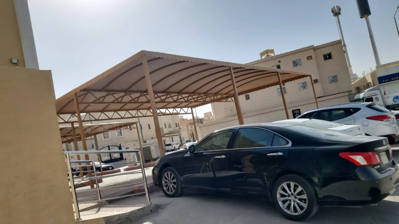 مظلات وسواترحي الرمال:الاختيار الأمثل لعام 2026 أنواع، أسعار