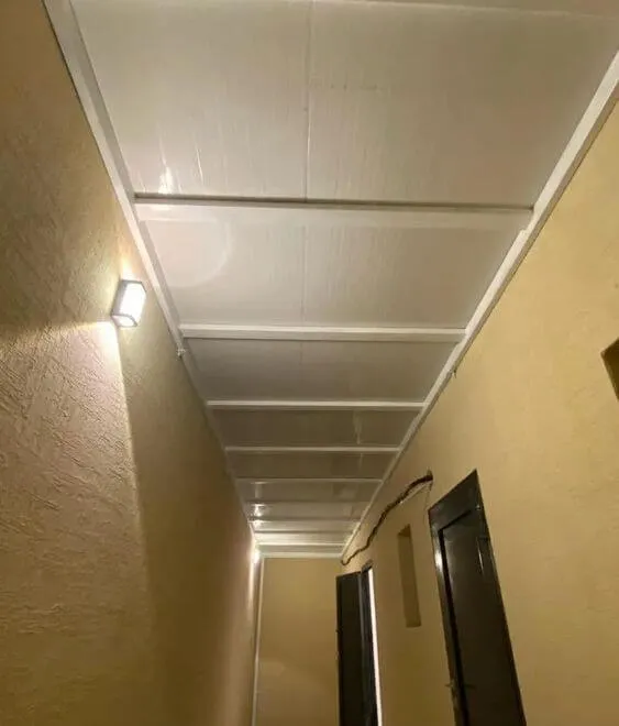 ملاحق ساندوتش بانل حي العارض الدليل الشامل للتكلفة، المميزات