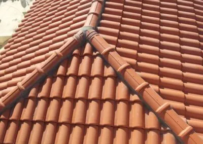 تركيب قرميد الأسطح والملاحق في شمال الرياض:الأنواع، الأسعار