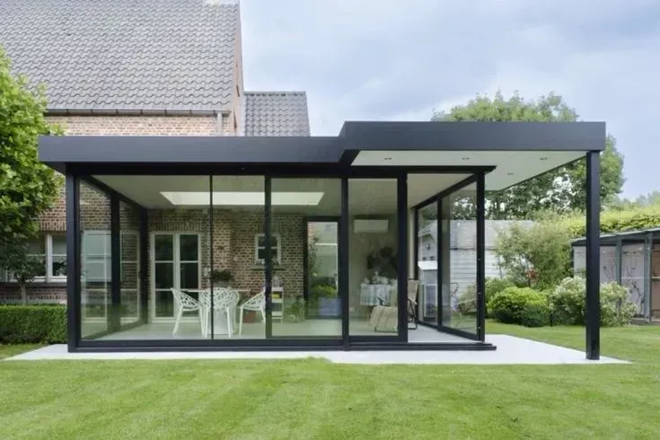 مجلس خارجي مصنوع من الساندوش والحديد والأسمنت بورد بالرياض 