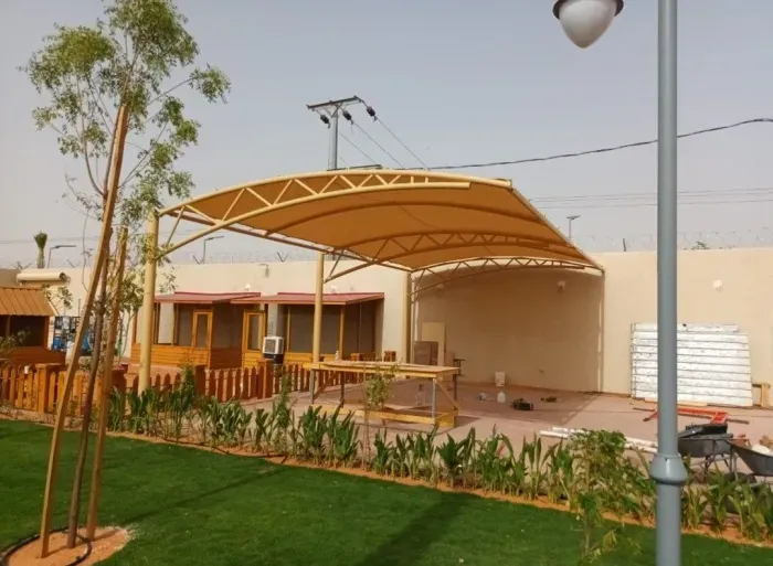 مظلات مدارس شمال الرياض 2026 | توريد وتركيب بمواصفات معتمدة