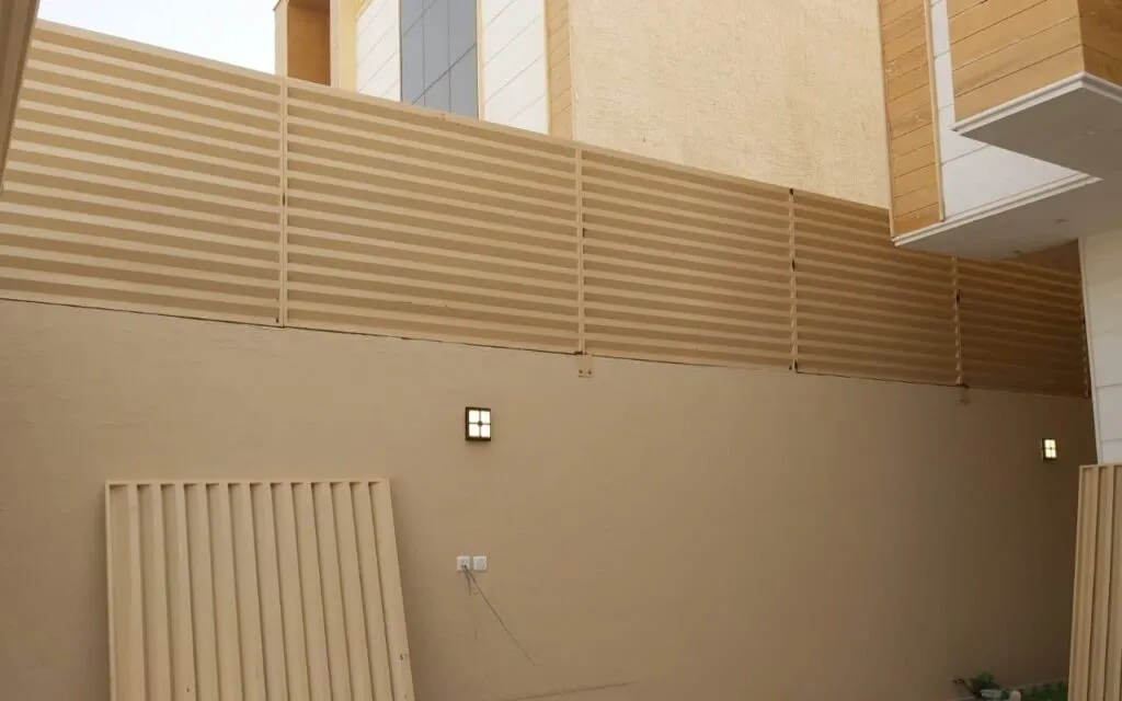 مؤسسة سواتر بالرياض |تركيب سواتر منازل وأحواش بسعر مناسب 