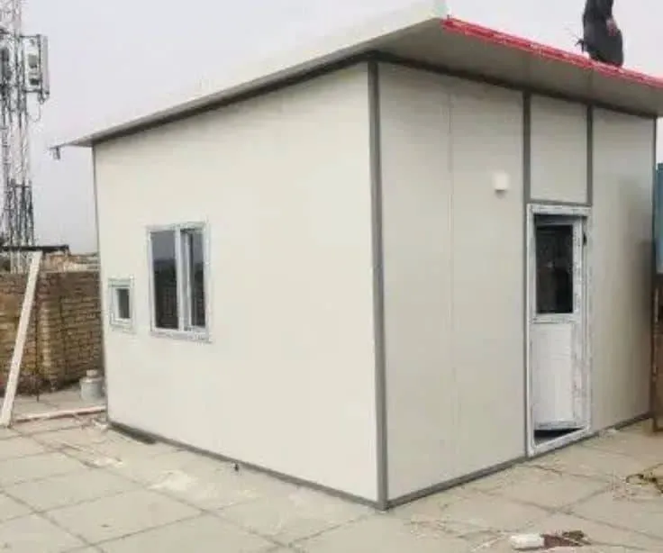 تصميم وتركيب هناجر ومستودعات ساندوتش بانل في شمال الرياض 