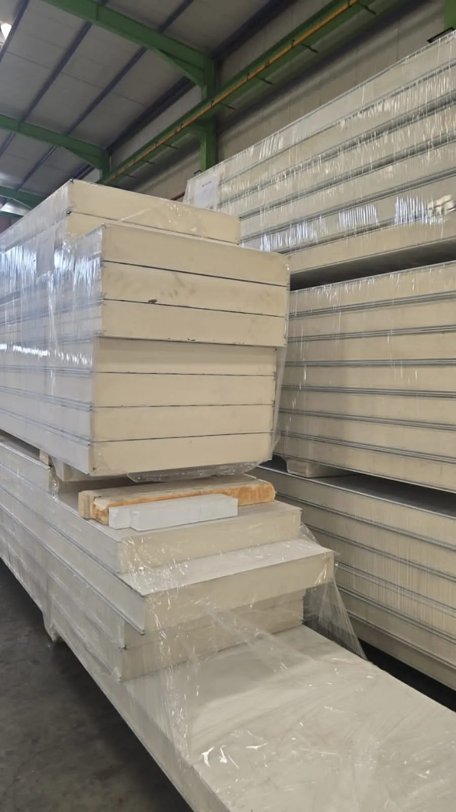 تركيب الساندوتش بانل حي الملقاءبانواع، ولأسعار، وأفضل شركات