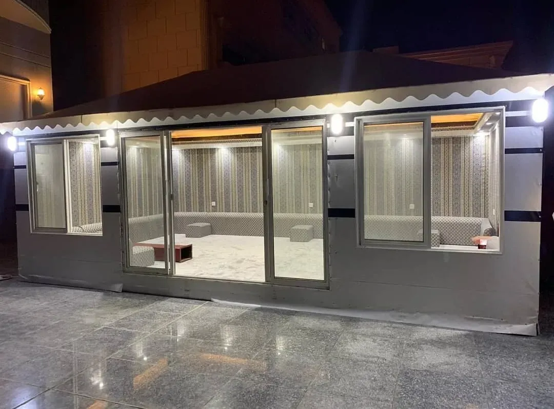 خيمة زجاجية للفلل بحي النخيل:تنفيذ بيوت شعر زجاجية مودرن