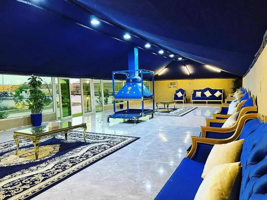 خيمة زجاجية للفلل بحي النخيل:تنفيذ بيوت شعر زجاجية مودرن