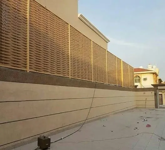 أفضل سواتر بلاستيك خشبي وليزر بالرياض وباقي مدن المملكة